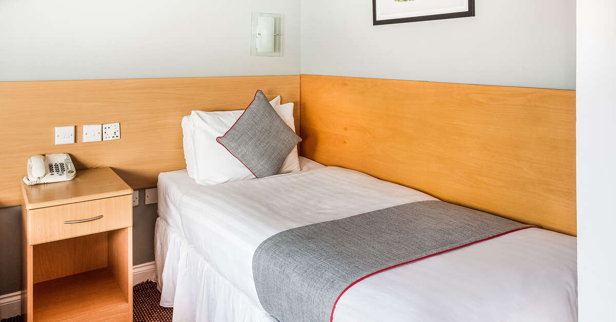 Een foto van OYO London Guest House