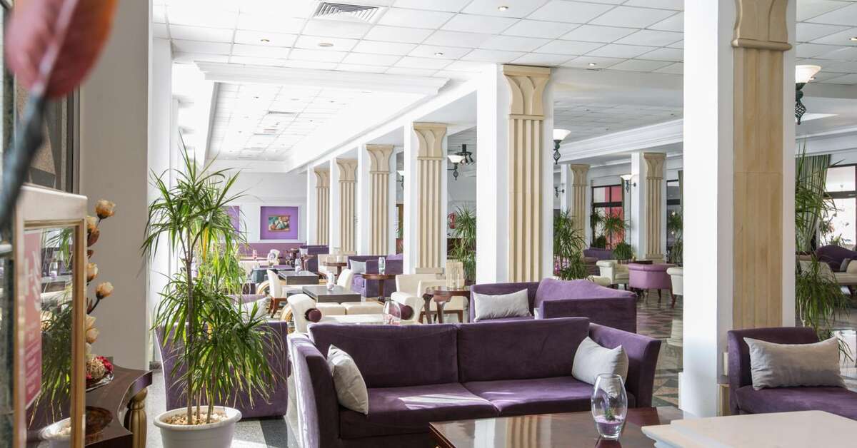 Ein Foto vom Innenbereich im Tsokkos Gardens Hotel