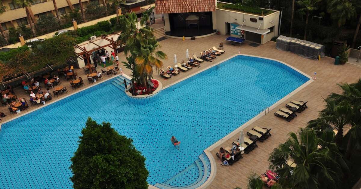 Ein Foto vom Pool im Port Side Resort Hotel