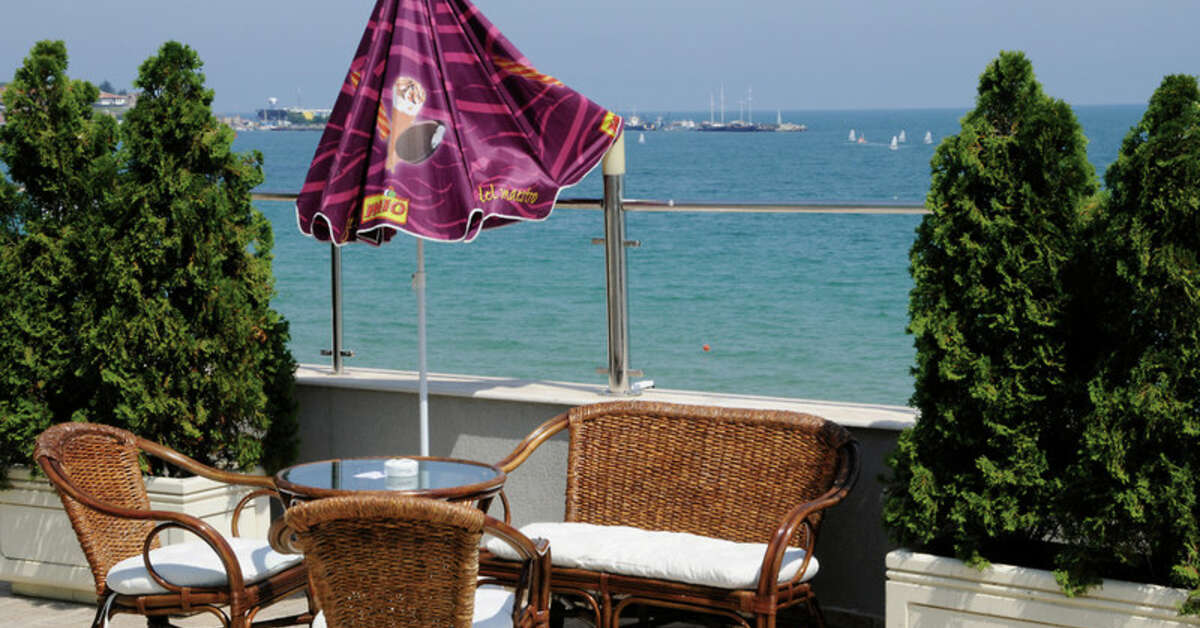 Een foto van het terras bij MPM Hotel Arsena