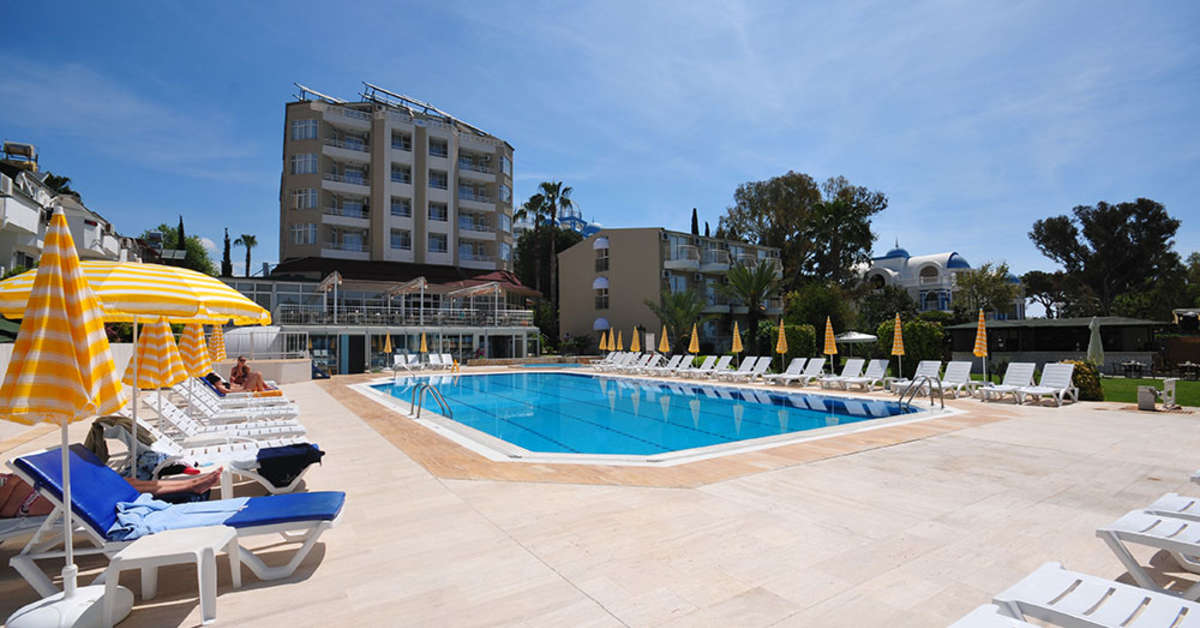 Een foto van het zwembad bij Incekum Su Hotel