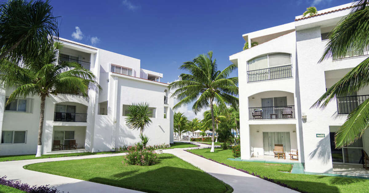 Ein Foto von der Außenansicht des Beachscape Kin Ha Villas & Suites
