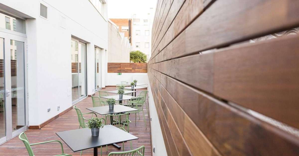 Een foto van het terras bij Artiem Madrid