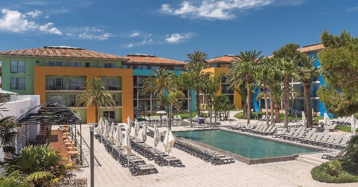 Een foto van het zwembad bij Hotel Seth Punta Prima