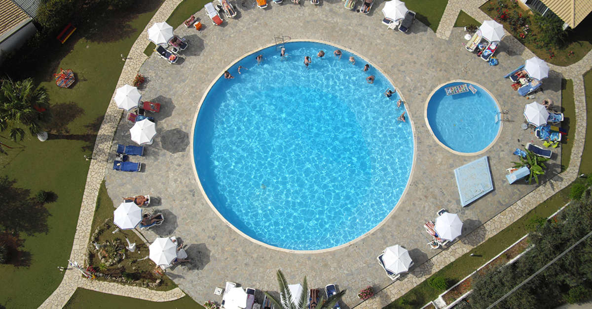 Een foto van het zwembad bij Cooee Hotel Albatros
