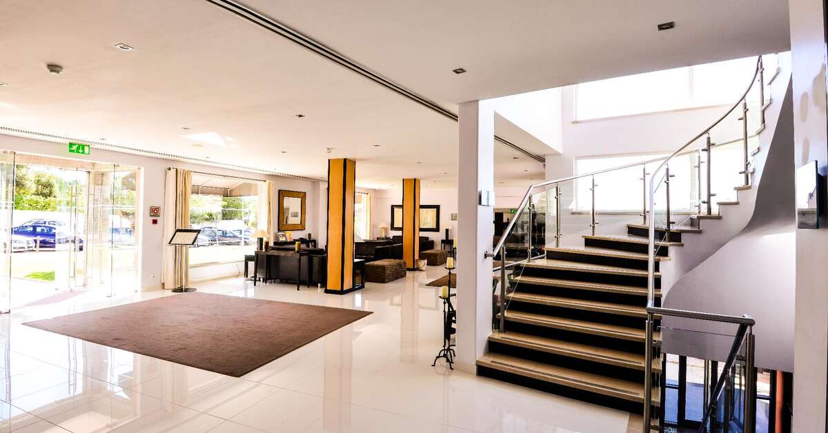 Een foto van het interieur van Vila Gale Collection Praia