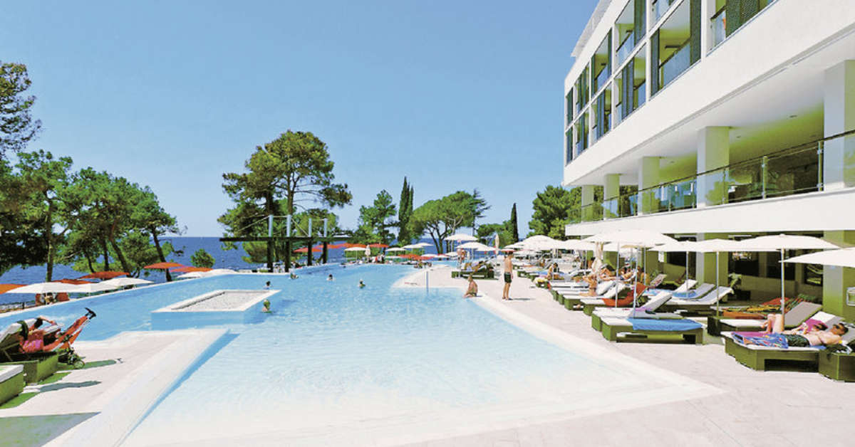 Een foto van het zwembad bij Hotel Parentium Plava Laguna