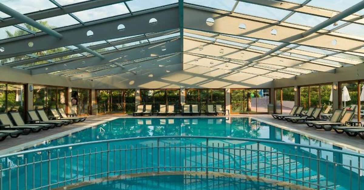 Een foto van het zwembad bij Hane Family Resort
