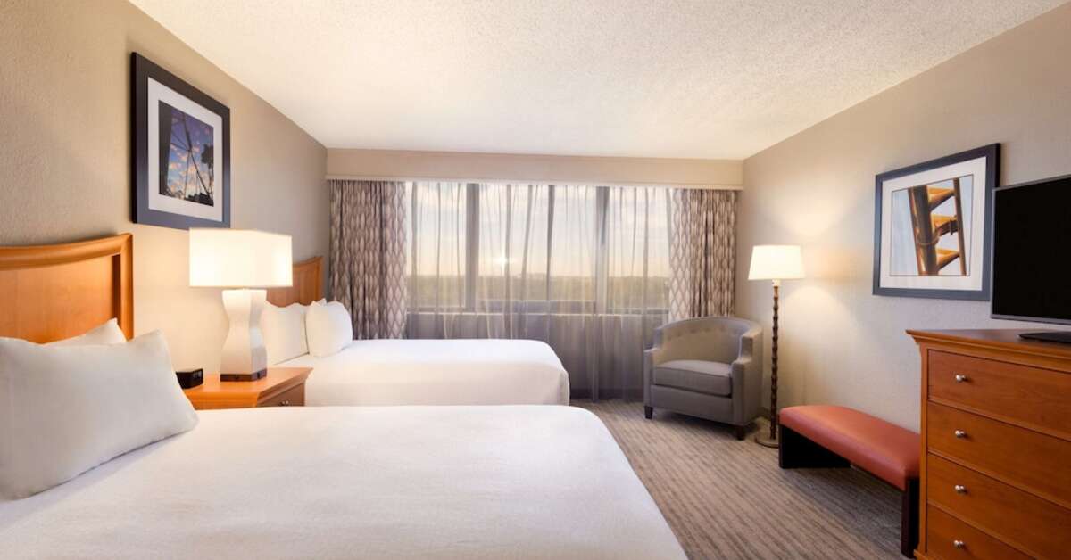 Ein Foto Embassy Suites by Hilton Orlando International Drive Icon Park