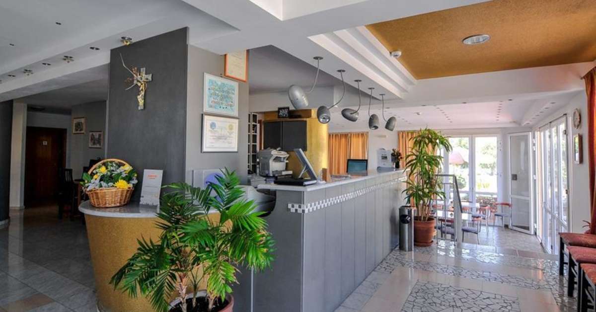 Een foto van het interieur van Aparthotel Valsami