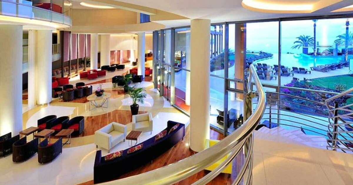 Ein Foto vom Innenbereich im Pestana Promenade