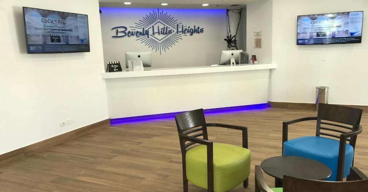 Een foto van het interieur van Ona Beverly Hills Heights