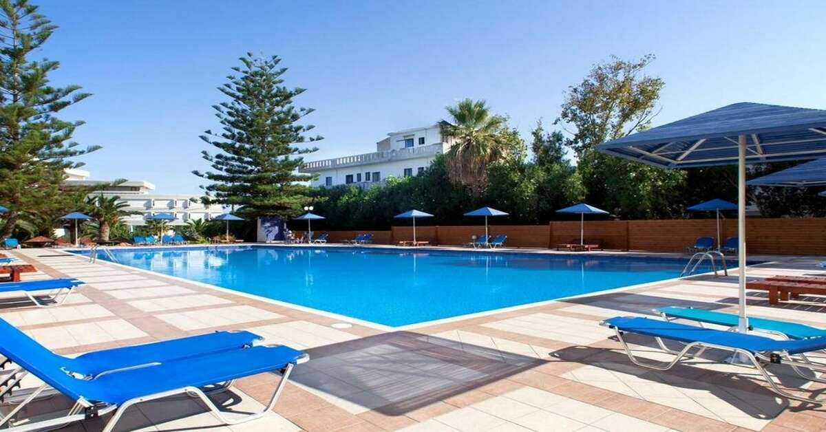 Een foto van het zwembad bij Hotel Marilena