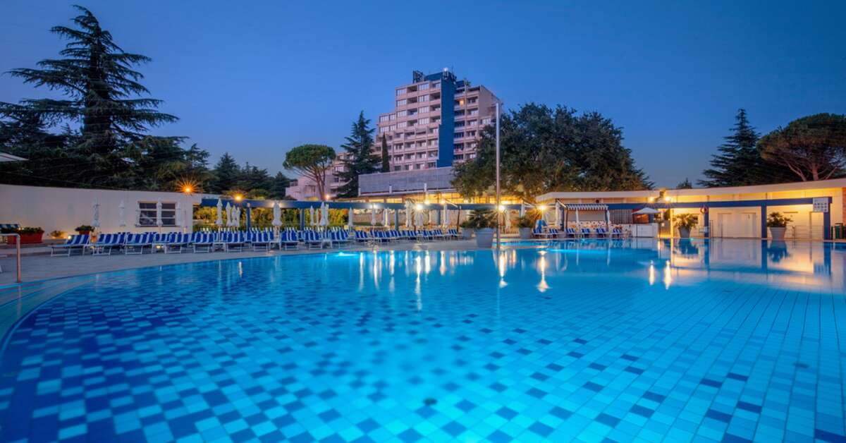 Een foto van het zwembad bij Sunny Porec Residence by Valamar