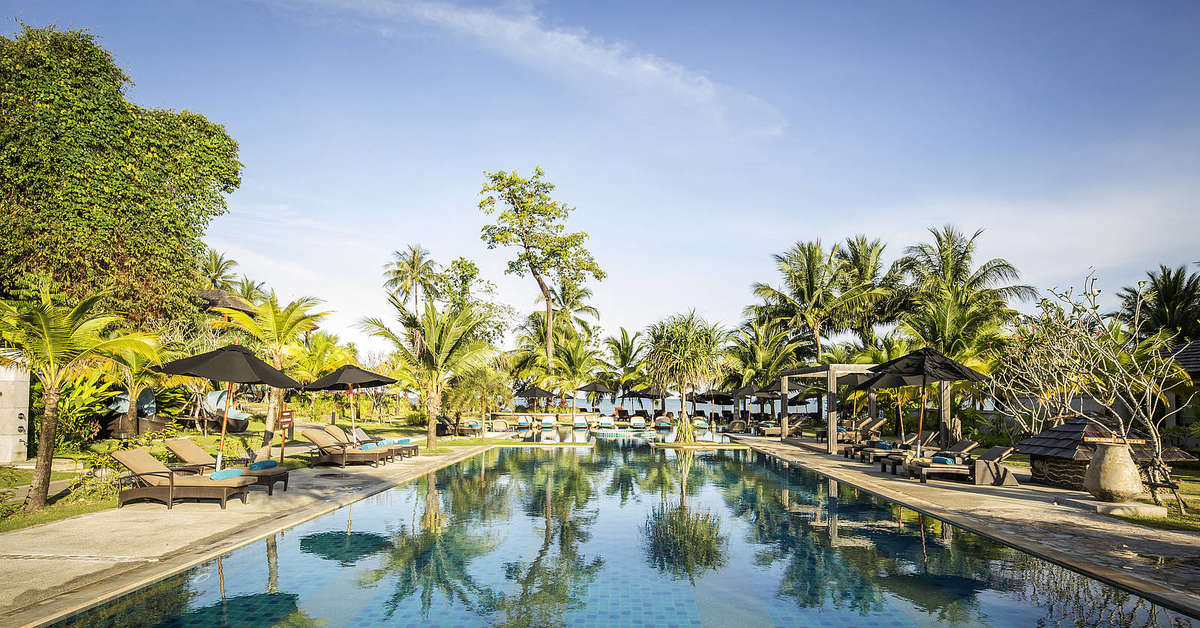 Een foto van het zwembad bij Robinson Club Khao Lak