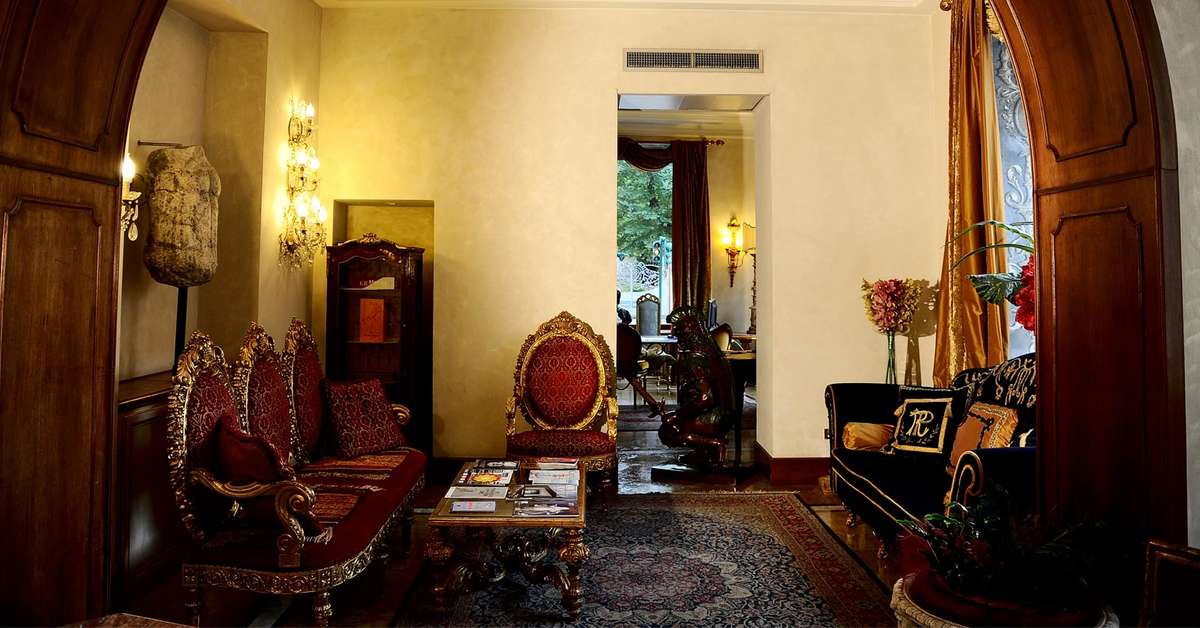 Een foto van het interieur van Hotel Romanico Palace