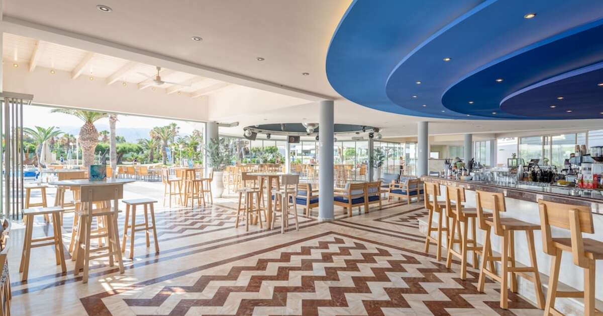 Een foto van de faciliteiten bij Lyttos Beach