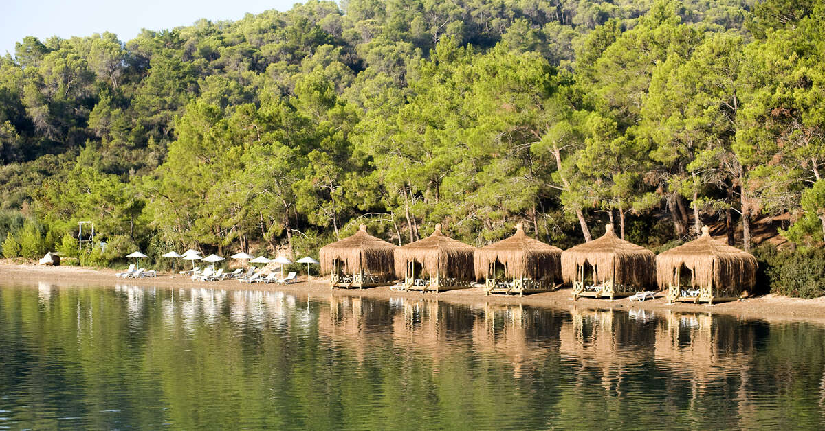 Een foto van de buitenkant van Green Bay Resort & Spa