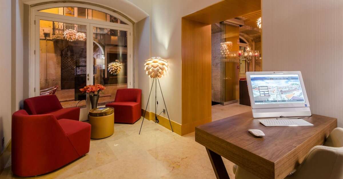 Een foto van het interieur van Behotelisboa