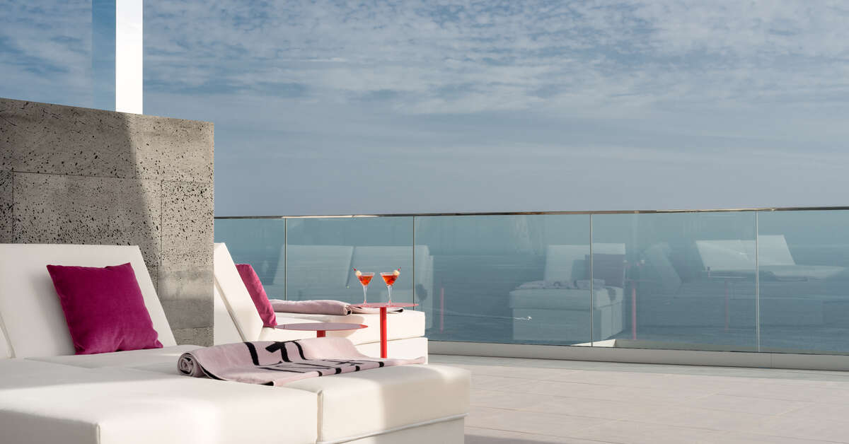 Een foto van de faciliteiten bij La Isla y el Mar Hotel Boutique