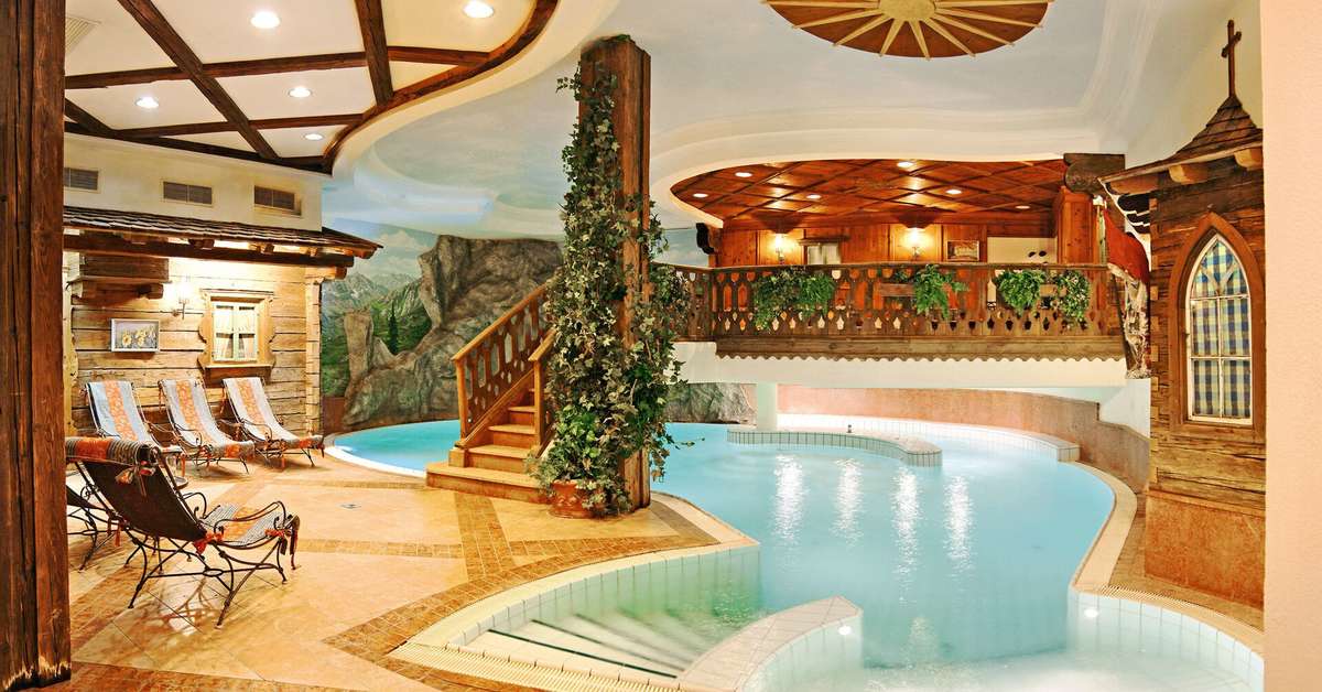 Een foto van het zwembad bij Hotel Zur Dorfschmiede