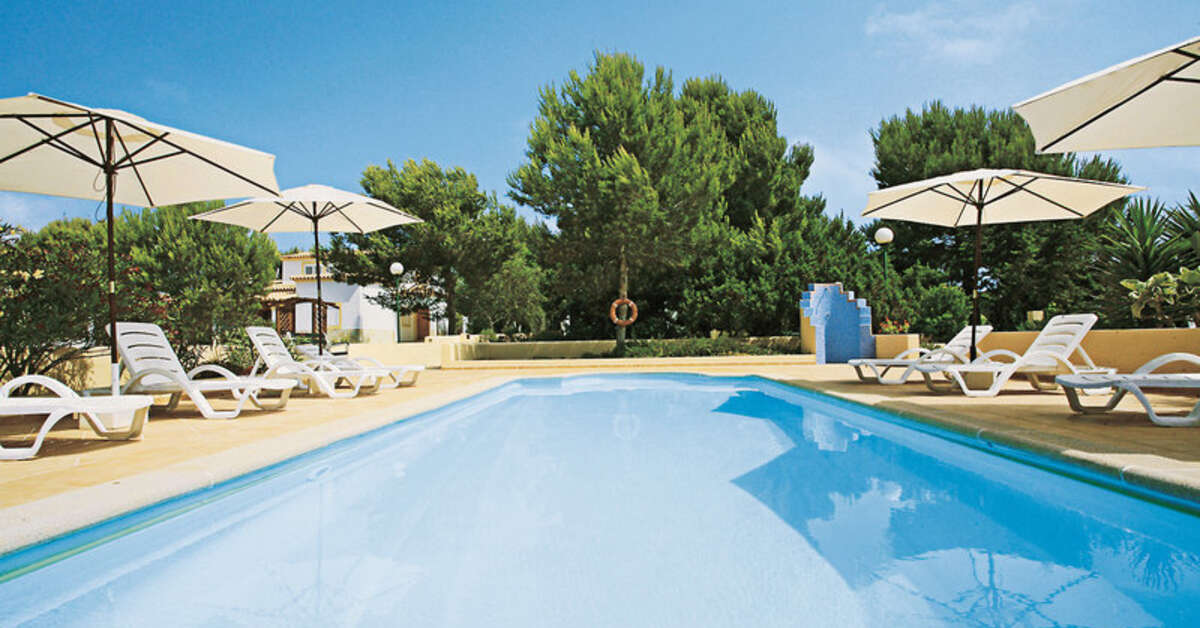 Ein Foto vom Pool im Aguamar Emar Hotels