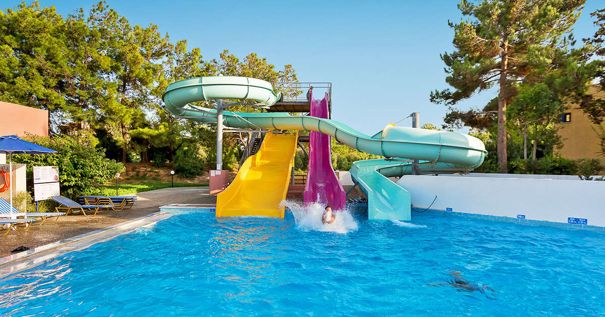 Een foto van het zwembad bij Dessole Dolphin Bay Resort