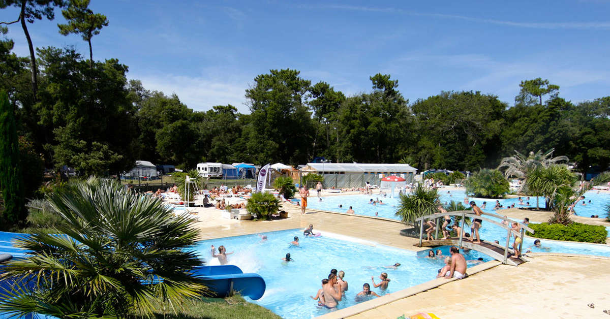 Een foto van het zwembad bij Yukadi Village Le Logis