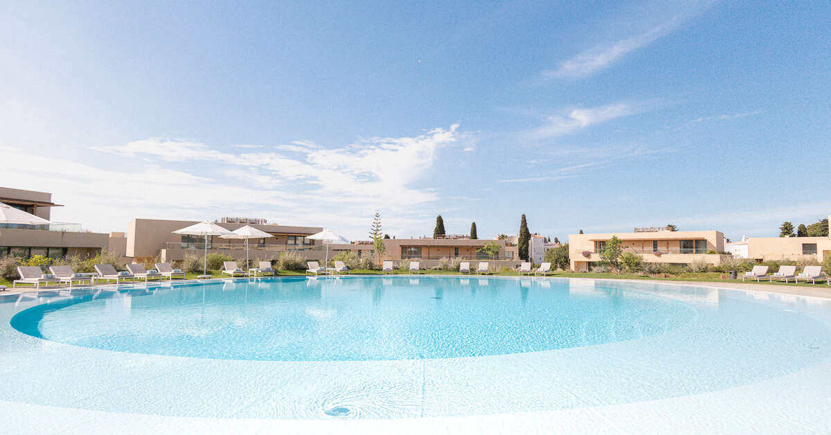 Een foto van White Shell Beach Villas