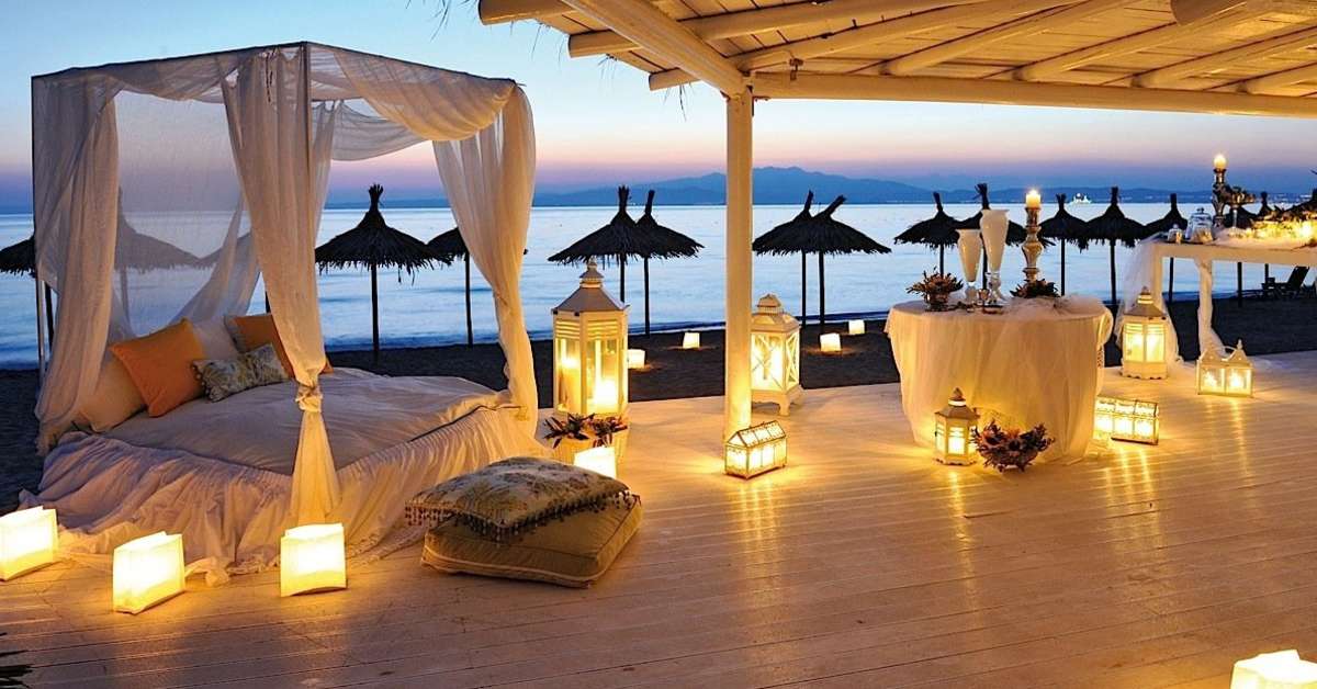 Een foto van het terras bij Ilio Mare Hotel