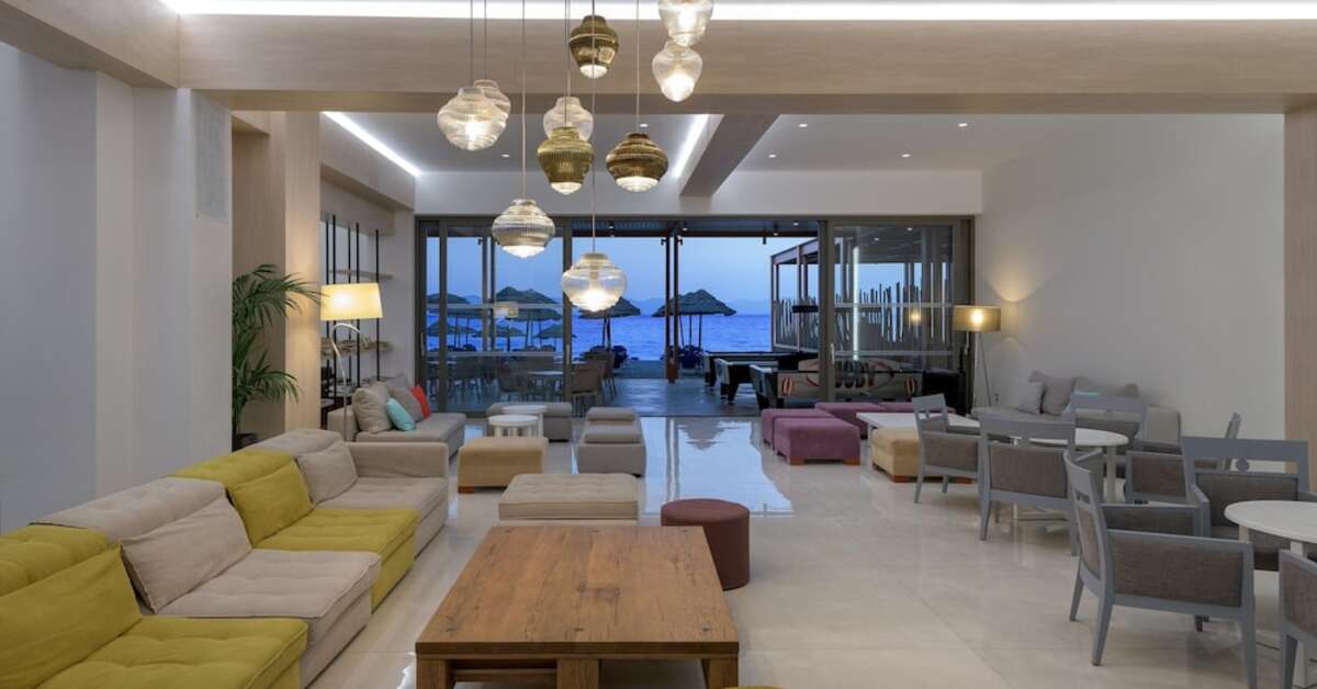 Een foto van het interieur van Avra Beach Resort Hotel & Bungalows