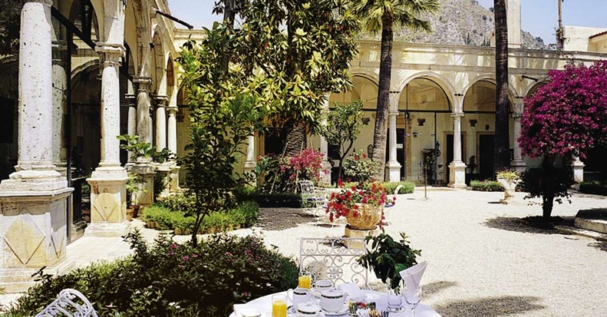 Een foto van San Domenico Palace Hotel