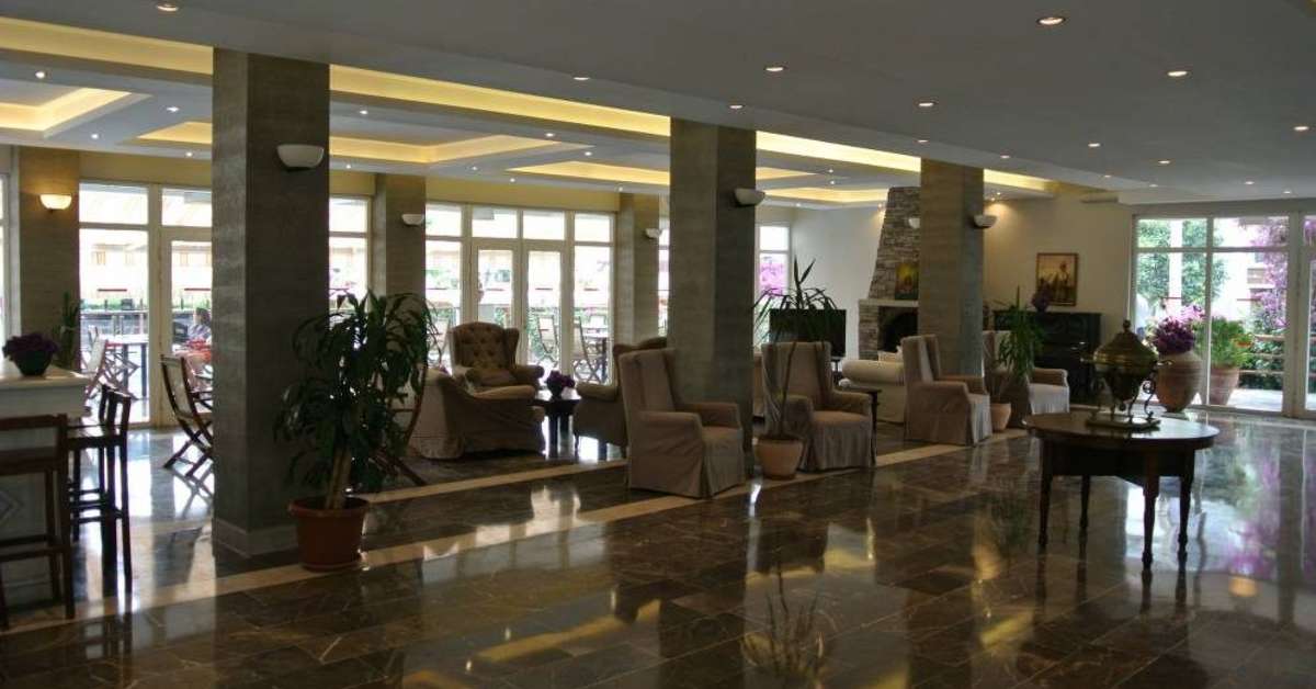 Een foto van het interieur van Begonville Hotel