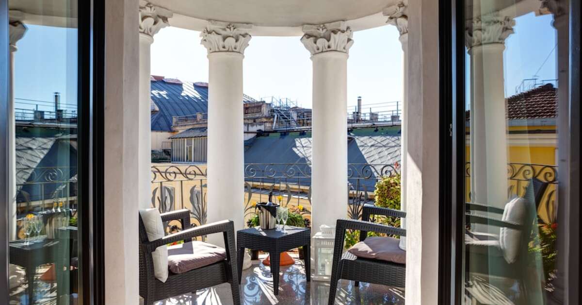 Ein Foto Dharma Luxury Hotel