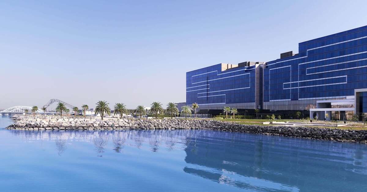 Ein Foto von der Außenansicht des Fairmont Bab Al Bahr