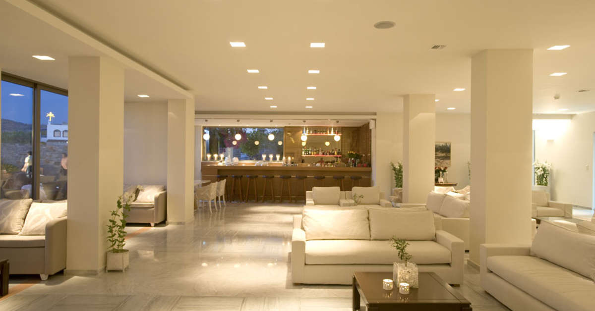 Een foto van het interieur van Maritimo Beach Hotel