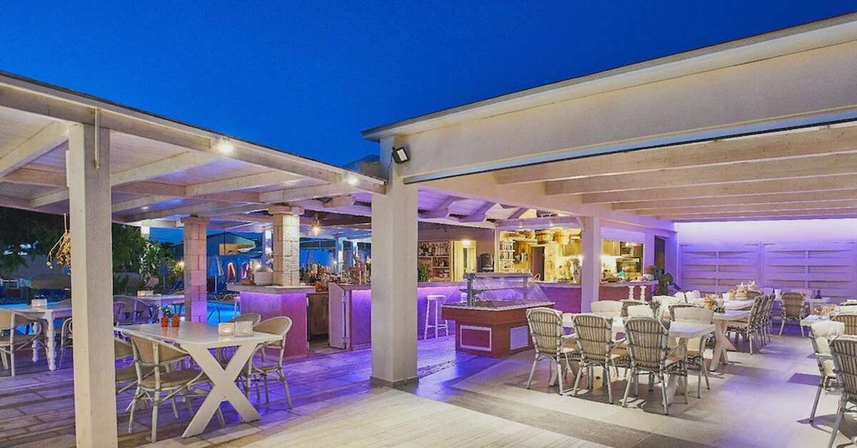Ein Foto von den Einrichtungen im Golden Bay Hotel