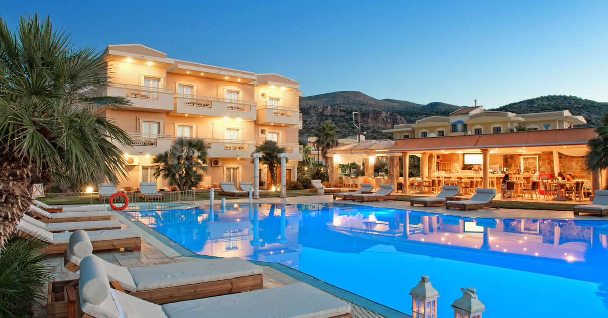 Een foto van het zwembad bij Socrates Hotel Malia Beach