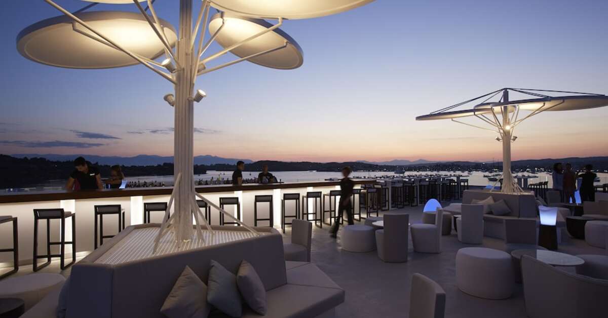 Een foto van de faciliteiten bij Nikki Beach Resort & Spa Porto Heli