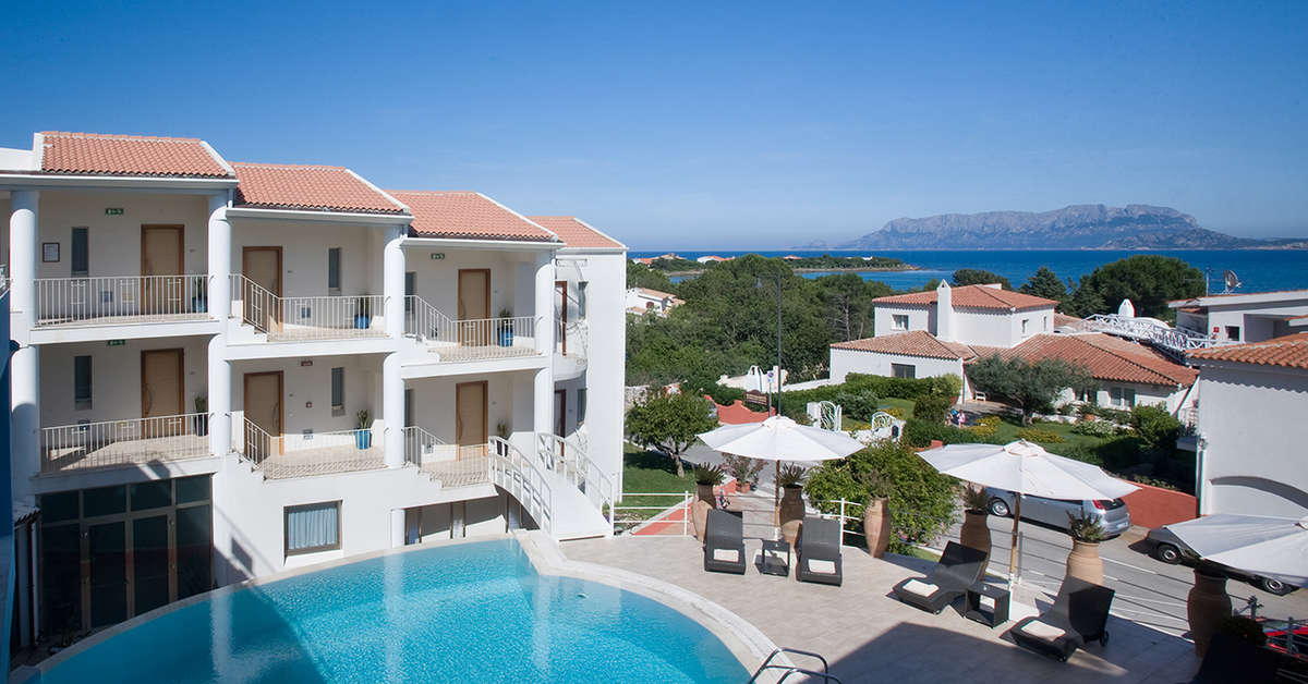 Een foto van een overzicht van The Pelican Beach Resort & Spa