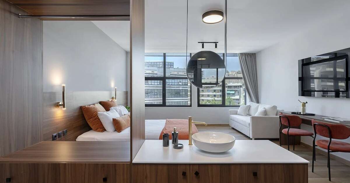 Een foto van The Newel Acropolis