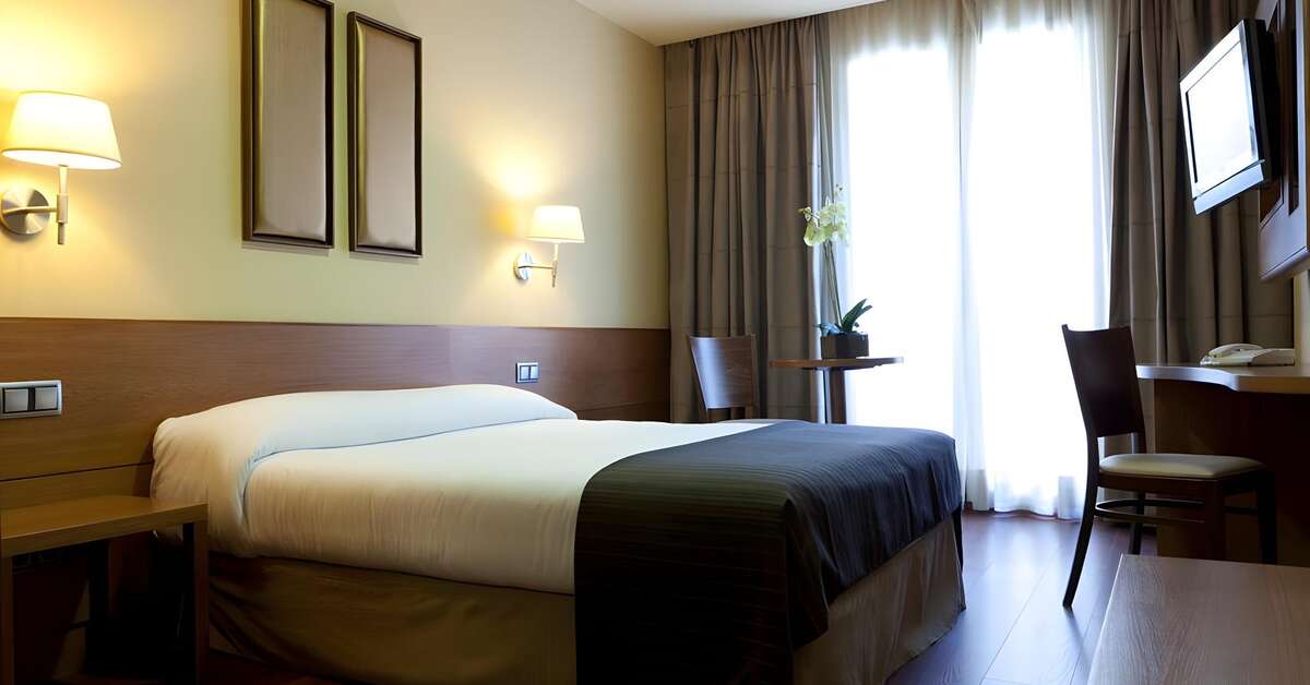 Een foto van een overzicht van Sterling Hotel