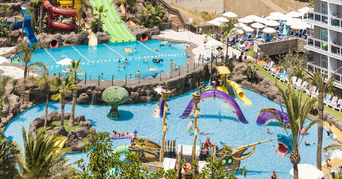 Een foto van het zwembad bij Globales Los Patos Park