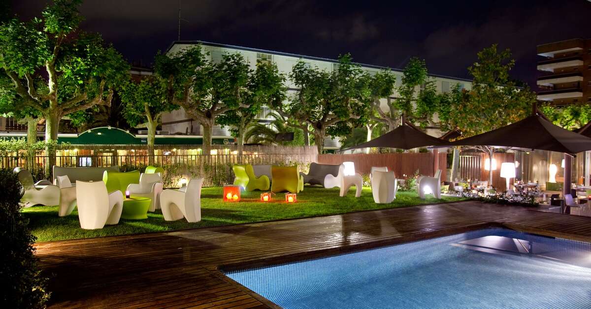 Ein Foto vom Pool im Hotel Magnolia