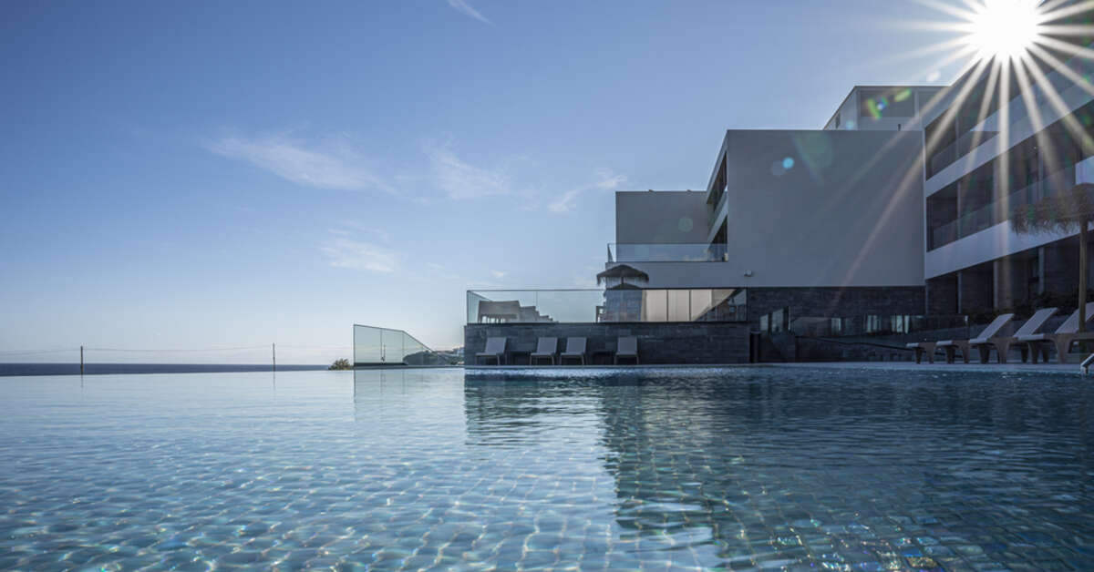 Een foto van het zwembad bij Hotel Verde Mar & Spa