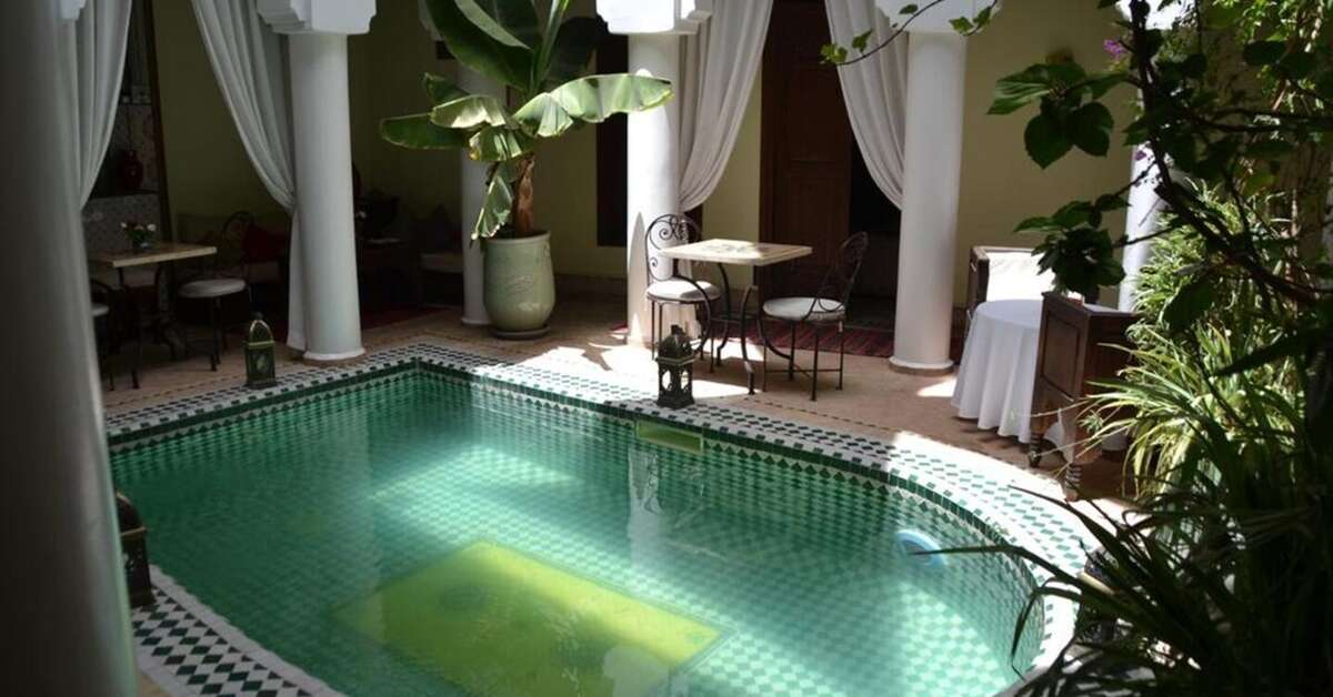 Een foto van het zwembad bij Riad Alida