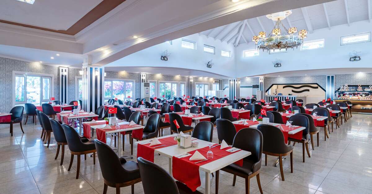 Een foto van The Garden Beach Hotel