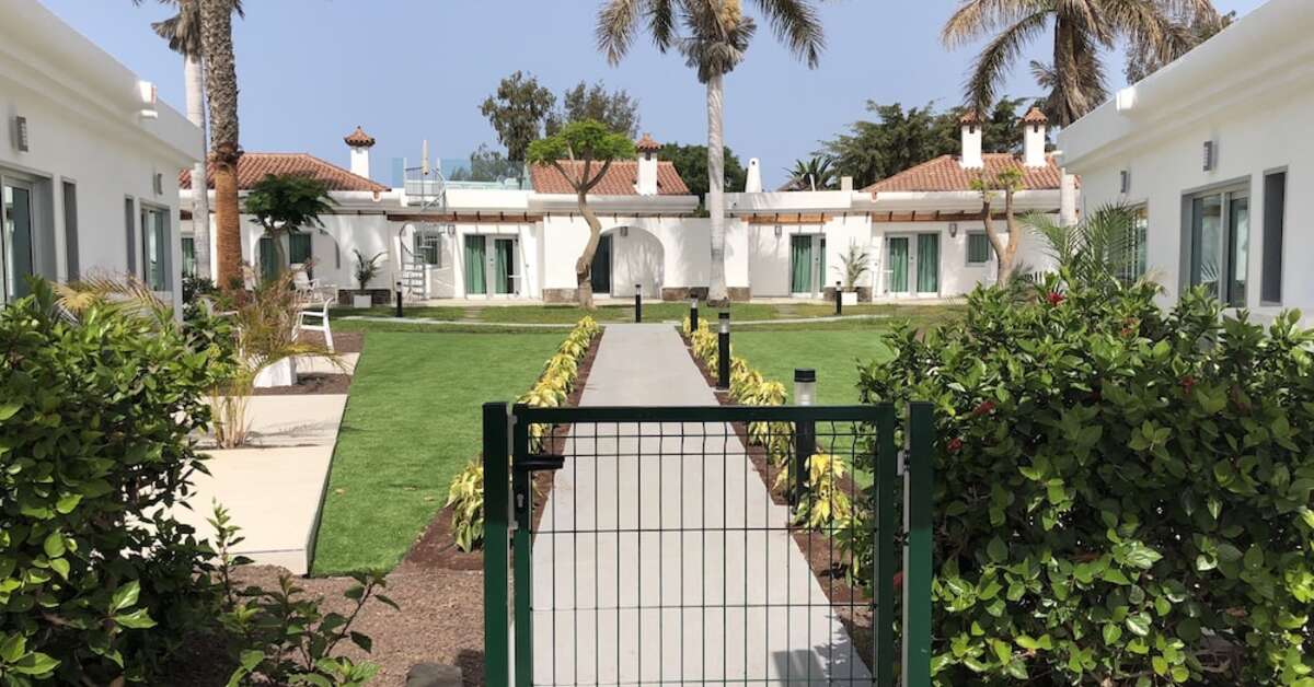 Een foto van het terras bij Hotel Livvo Dunagolf Suites