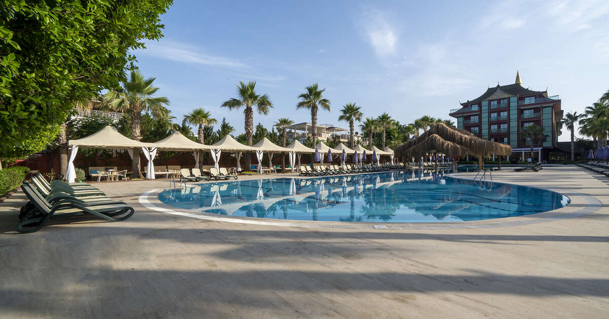 Een foto van het zwembad bij Siam Elegance Hotels & Spa