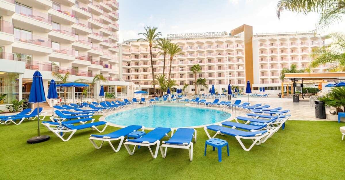 Een foto van Ambassador Playa II